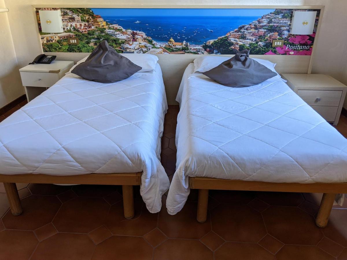 Hotel Montecarlo Кастелланца Экстерьер фото