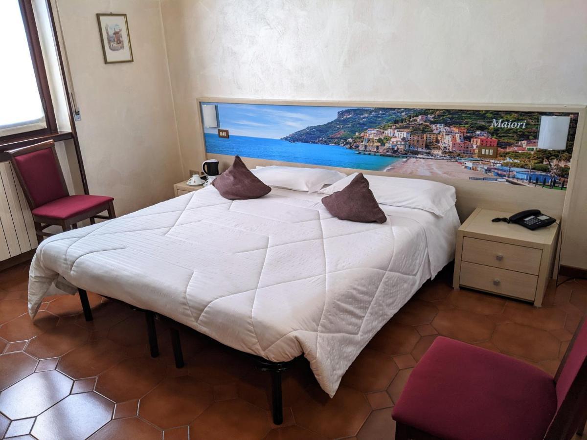Hotel Montecarlo Кастелланца Экстерьер фото